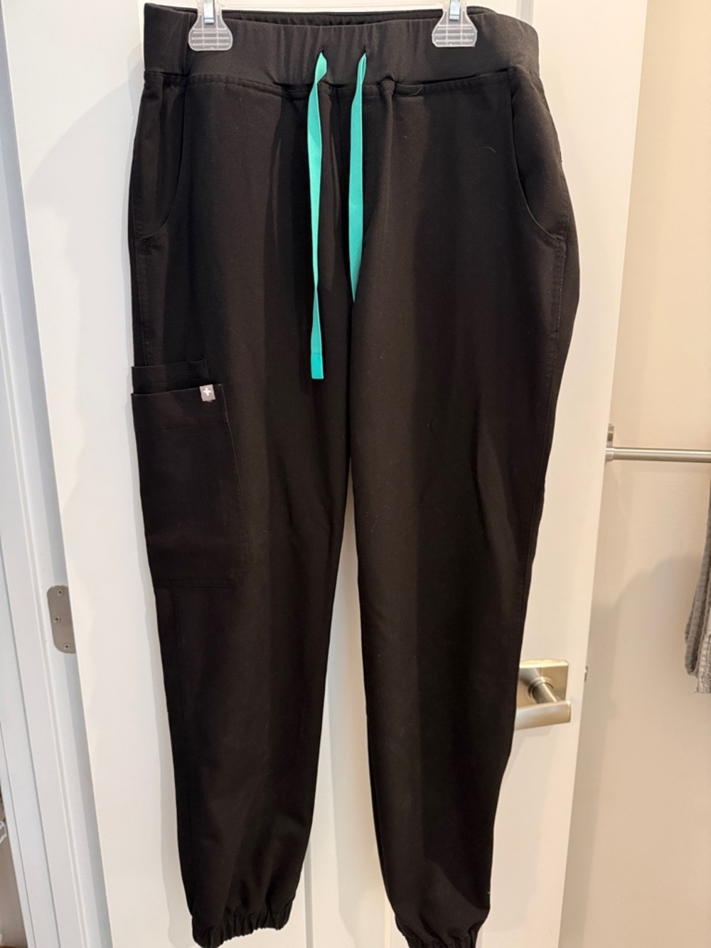 FIGS women’s Black Joggers with Teal Drawcord